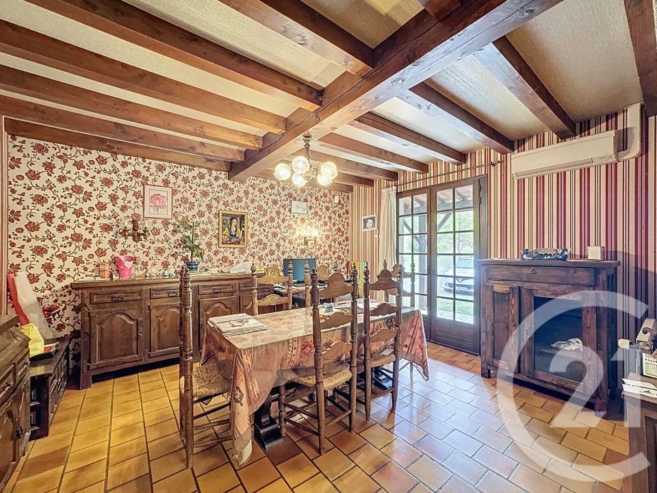 Castera Verduzan, Mediodia-Pireneos 32410, Francia