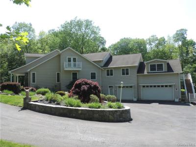 49 Woodcrest Drive, Hopewell Junction, NY 12533, USA