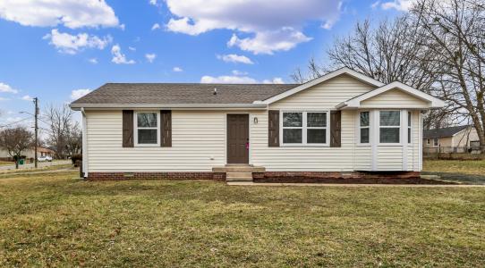 914 Poppy Dr, Clarksville, Tennessee 37042, USA