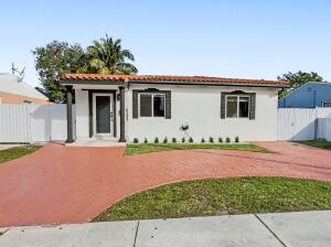 5181 NW 4th Terrace, Miami, Flórida 33126, Estados Unidos