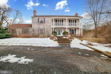 9033 Old Waterloo Road, Warrenton, Virginia 20186, USA