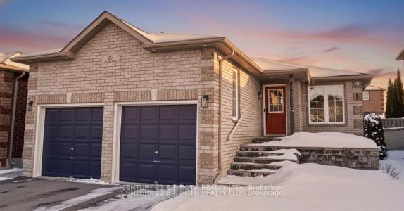 27 CLAIRE DRIVE, Barrie, Ontario L4N 5Y1, Canada