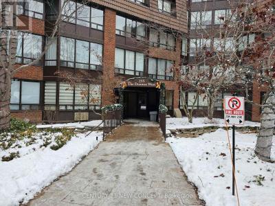 255 THE DONWAY WEST EAST, Toronto (banbury-don Mills), Ontario M3B 3M3, Canada