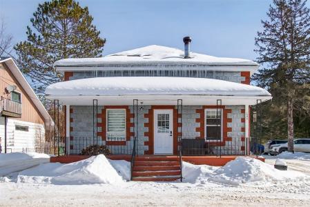 1894  Rue du Village, Amherst, Квебек J0T 2T0, Канада