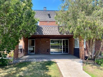 575  Rue Davignon, Dollard-Des Ormeaux, 魁北克省 H9B 1Y6, 加拿大