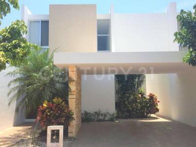 Calle 67 C (Residencial Campo Cielo) # 516,, Mérida, Yucatan 97206, Messico