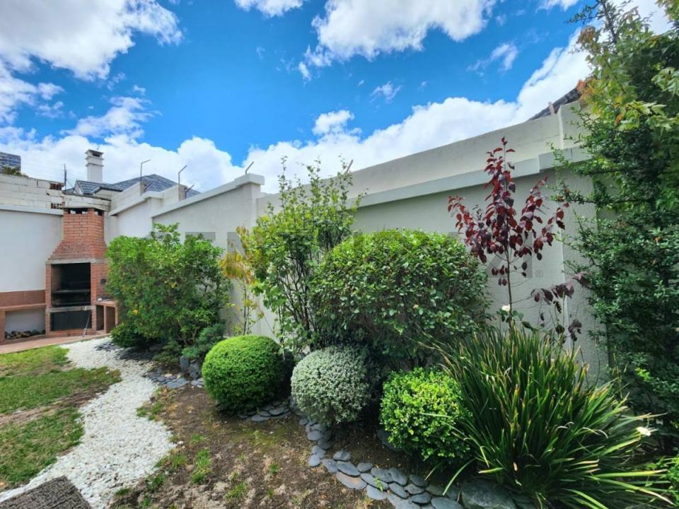 Calle Francisco Orozco Nº572. Edificio Augusto Gamarra. Planta Baja, La Paz, La Paz 00001, Bolivien