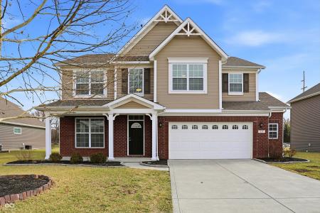 275 Entrance Hall View, Greenwood, Indiana 46142, USA