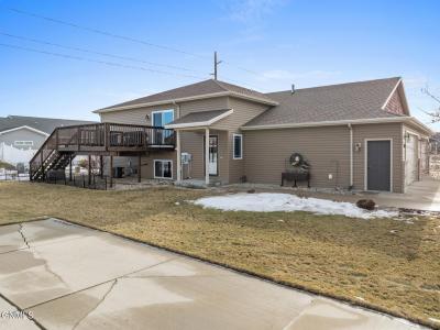 3409 Spruce Lane, Minot, North Dakota 58701, HOA KỲ