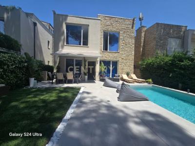 Gjiri I Lalzit, Durrës, Albania