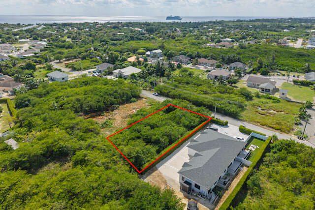 0.3367 DUPLEX LAND LOT WITH APPROVED PLANS, Savannah, Grand Cayman, Îles Caïmans