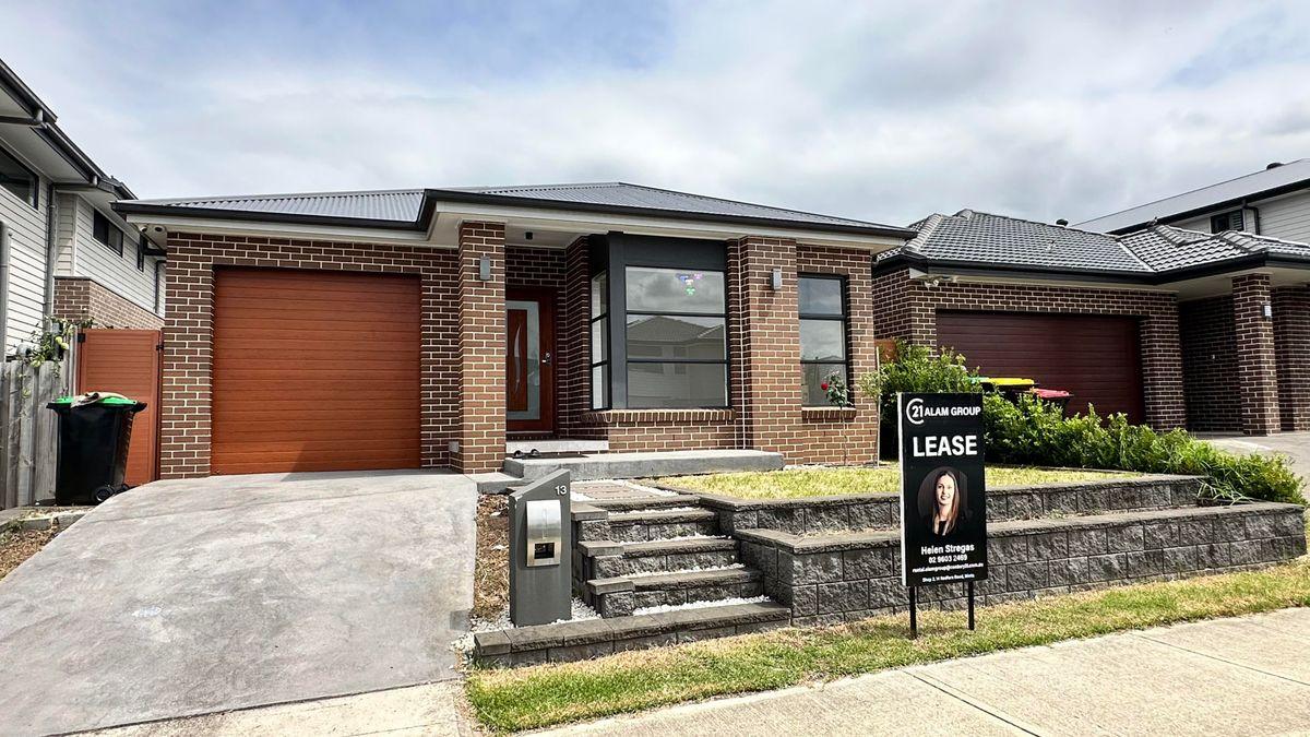 13 Contour Road, Austral, NSW 2179, Australia