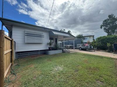 17 Barraclough Crescent, Moranbah, QLD 4744, Australia