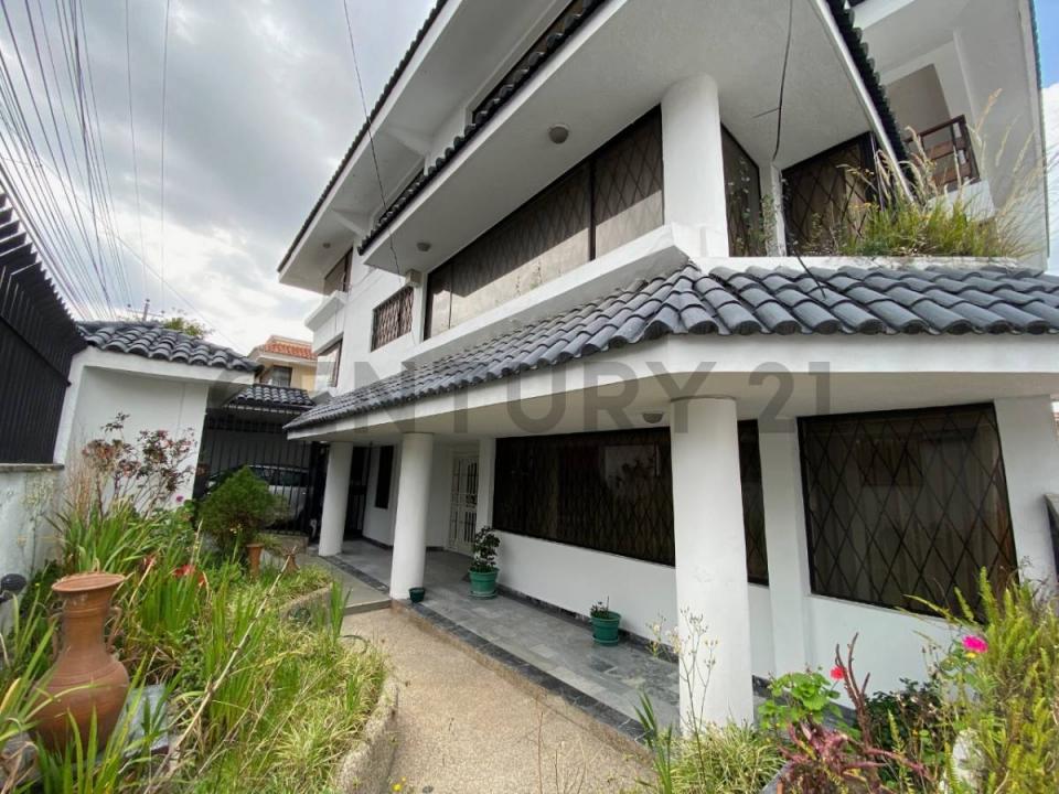 San Jose e14-49 y De Los Guayacanes 0, Quito, Pichincha 00001, Équateur