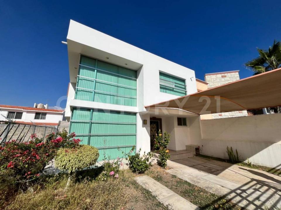 Campos Eliseos No. 27,, San Juan Del Río, Querétaro 76800, Mexique