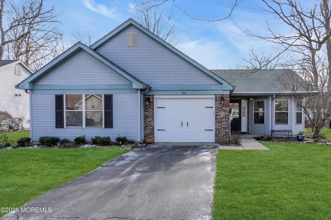 528 Petunia Lane, Whiting, New Jersey 08759, Stati Uniti