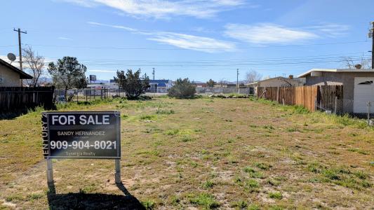 0 Juniper, Hesperia, קליפורניה 92345, ארצות הברית של אמריקה