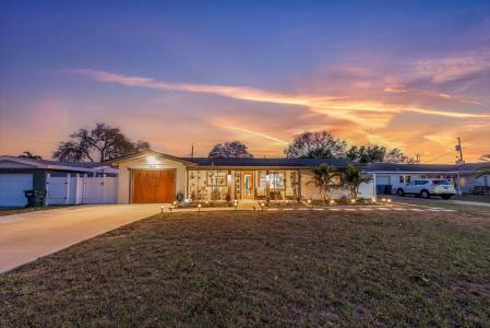 2534 Mineola Dr S, Largo, Florida 33770, USA