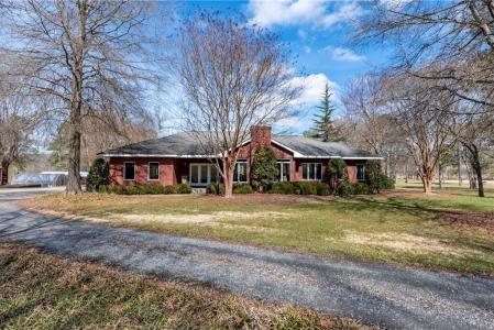 6414 Highway 136 W, Talking Rock, Georgia 30175, USA