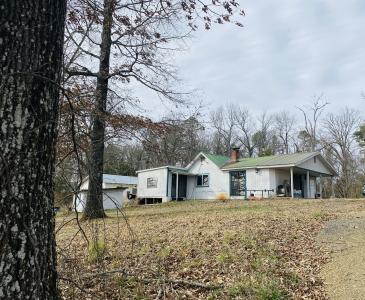 295 Polk Road 27, Hatfield, Arkansas 71945, USA
