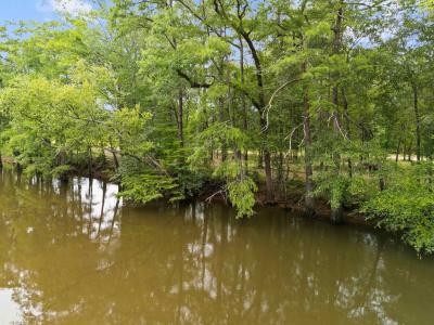 2426 PR 7200, Jefferson, Texas 75657-0000, Estados Unidos