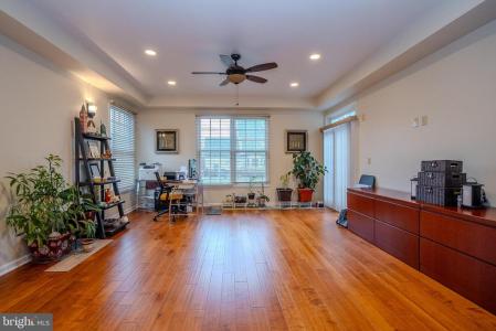 18 Lovell Drive, Plainsboro, NJ 08536, USA