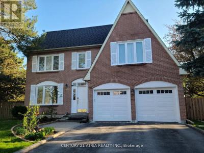 90 MARSDEN COURT, Newmarket (glenway Estates), Ontario L3Y 7P5, Canada