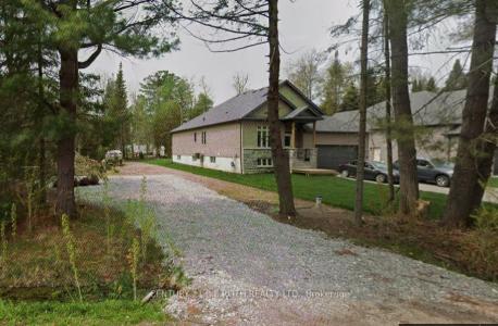 3196 BEACH AVENUE, Innisfil, Ontario L9S 2K6, Canada