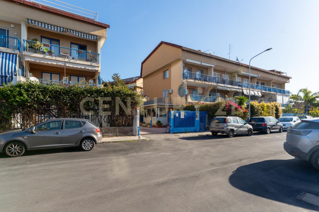 Via G. Leopardi, Sant'Agata Li Battiati, Sicilia 95030, Italia