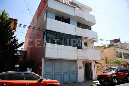 Cienfuegos ,, Gustavo A. Madero, Ciudad De México 07300, Мексика