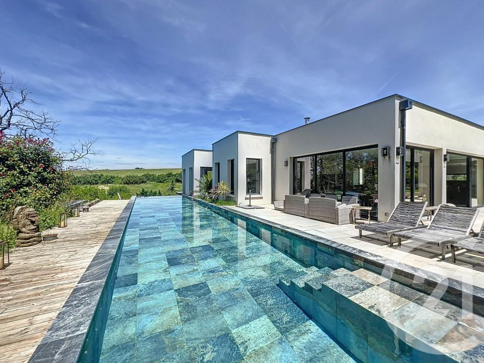 Corbarieu, Midi-Pirineus 82370, França