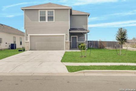 2532 Marty Way, Seguin, Texas 78155, USA