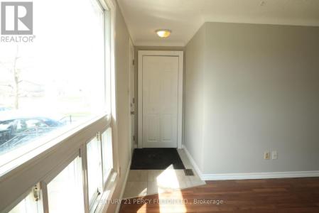 24 FLOWER STREET, St. Catharines (western Hill), أونتاريو L2S 1G4, كندا