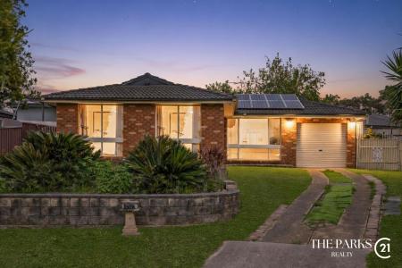 5 Seppelt Place, Edensor Park, NSW 2176, Australia