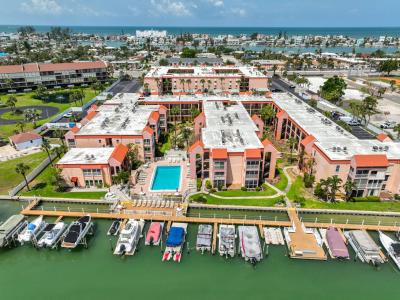 8911 Blind Pass Rd #306, St Pete Beach, Florida 33706, USA