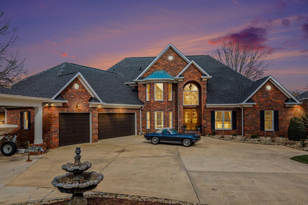 20410 Island Forest Drive, Cornelius, Carolina Do Norte 28031, Estados Unidos