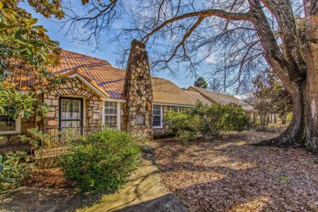 717 South Clifton Street, Fulton, Mississippi 38843, USA