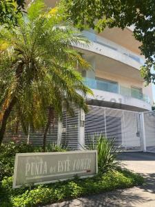 Mayor Lamas carisimo esquina Victor Heyn , Villa Aurelia, Asunción 00001, Paraguay