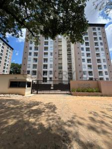 Mariano Escauriza Fernández casi Av. Cacique Lambaré 2050, Lambaré, Central 12345, Paraguay