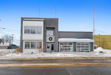 331  Rue Main, Gatineau (Gatineau), Québec J8P 5K5, Canada
