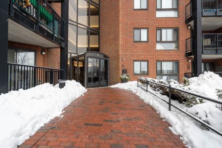 60 Rantoul Street , 114N, Beverly, Massachusetts 01915, USA