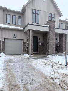 931 DOURO STREET, Stratford, Ontario N5A 0M2, CANADÁ