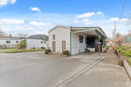 45715 ALMA AVENUE, Chilliwack, British Columbia V2R 3M5, Canada