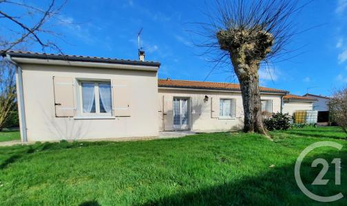 Lezay, Poitou-Charentes 79120, Frankreich