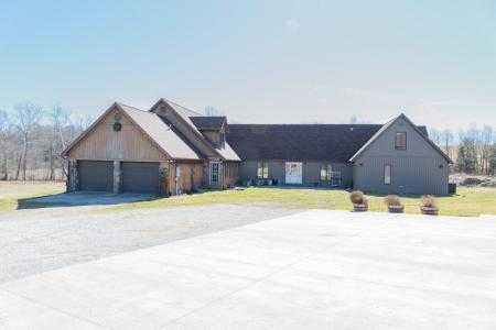 731 Bee Lick Creek Road, Somerset, Kentucky 42503, USA