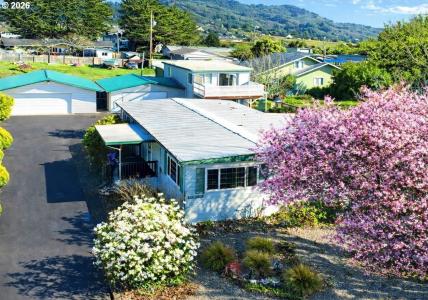 15961 BAY VIEW Dr, Brookings, Oregon 97415, USA