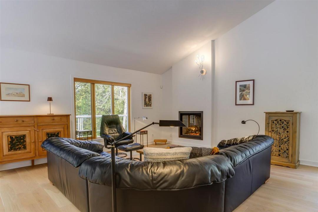 358 Crois. du Grand-Pic, Magog, Quebec J1X 0M8, Canadá