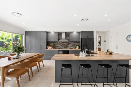 7 Talltrees Circuit, Wakerley, QLD 4154, Australia