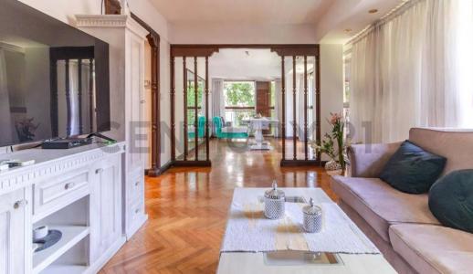 Mercedes 4102, Villa Devoto, Capital Federal 1419, Argentina