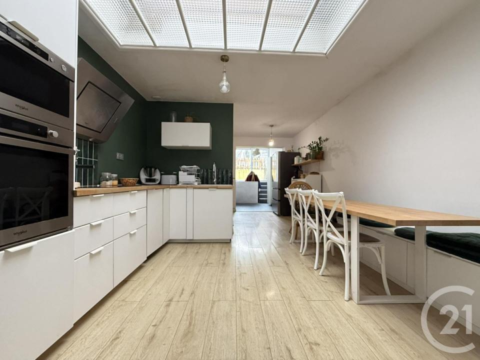 Hem, North Calais 59510, Pháp